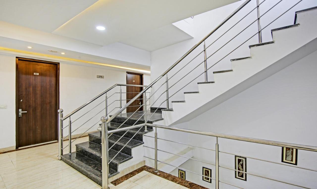 Treebo Royal Empire Adarsh Nagar, Chandigarh Hotell Eksteriør bilde