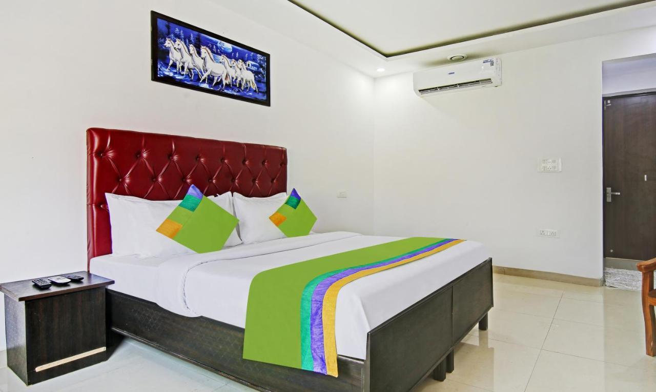Treebo Royal Empire Adarsh Nagar, Chandigarh Hotell Eksteriør bilde