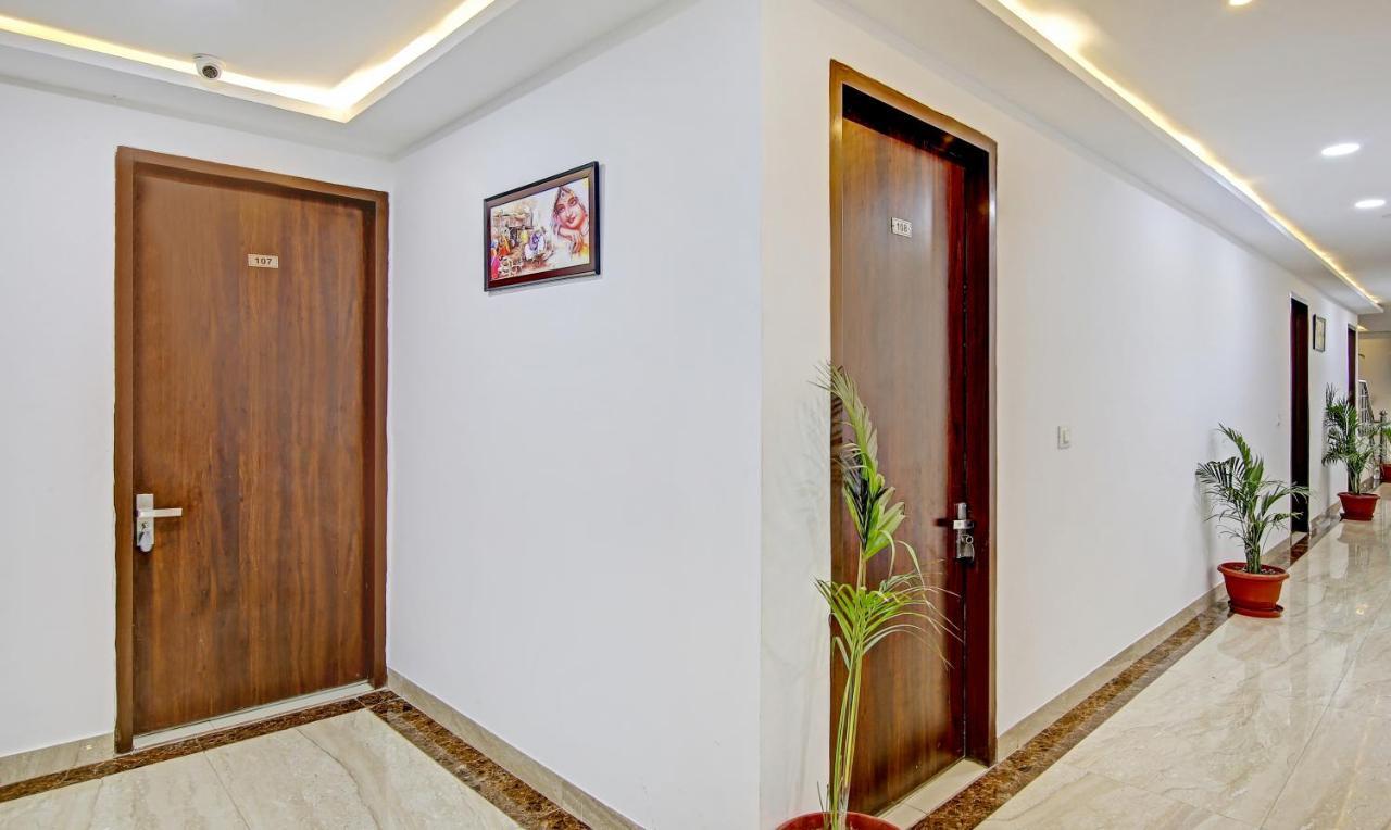 Treebo Royal Empire Adarsh Nagar, Chandigarh Hotell Eksteriør bilde