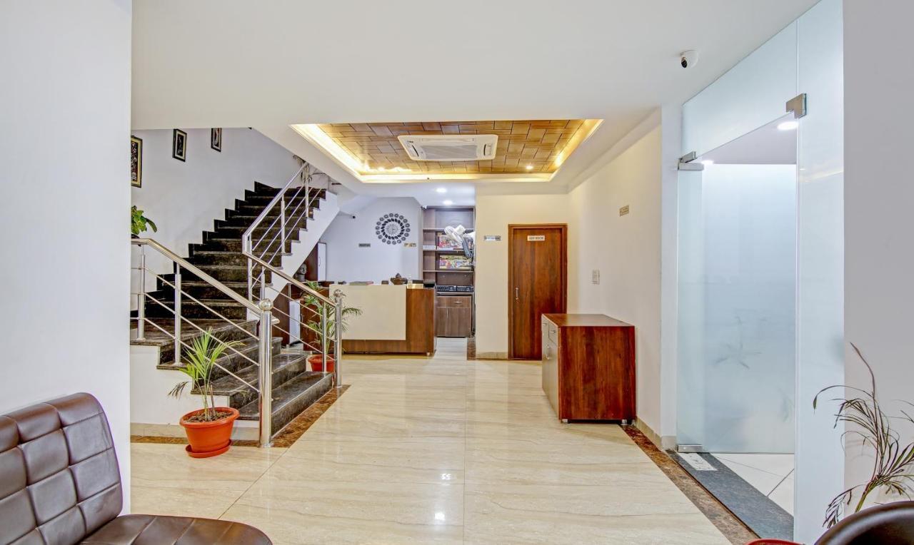 Treebo Royal Empire Adarsh Nagar, Chandigarh Hotell Eksteriør bilde